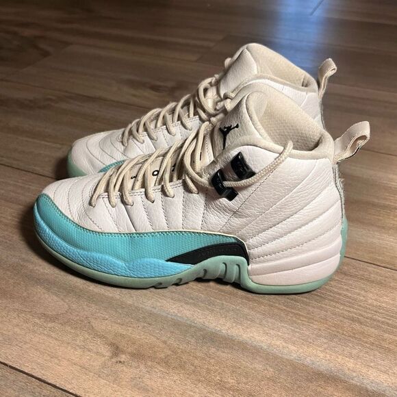 Nike Air Jordan 12 Retro Light Aqua (GS) Size 5Y‎ or Women’s 6.5 - Picture 5 of 7